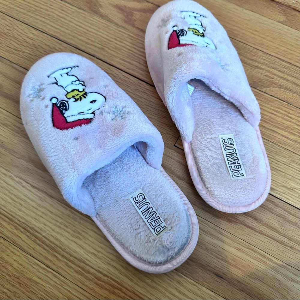 Peanuts Ladies Slippers US Size M 7/8 Pink Furry Snoopy Woodstock House Shoes - Picture 5 of 13